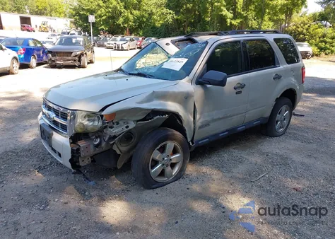 2008 Ford Escape Xlt z USA, uszkodzony, nr VIN 1FMCU93198KE17879